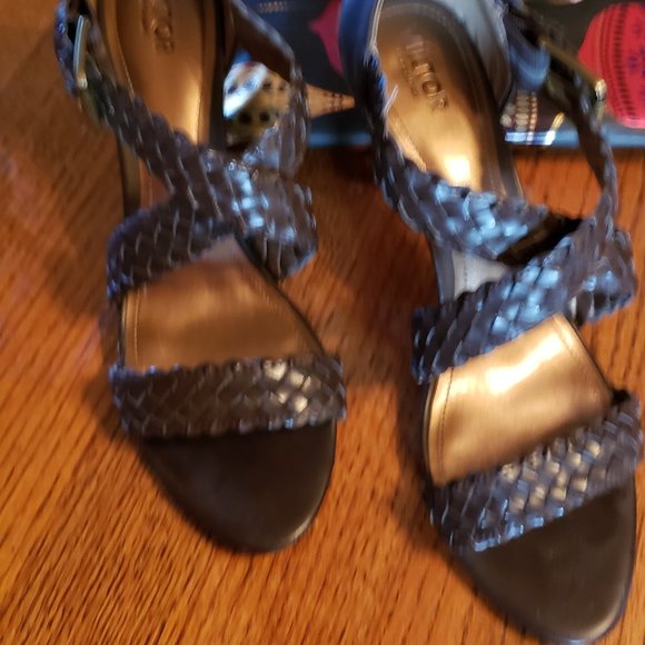 Victor Alfaro Women's Heel 9M - Picture 3 of 3